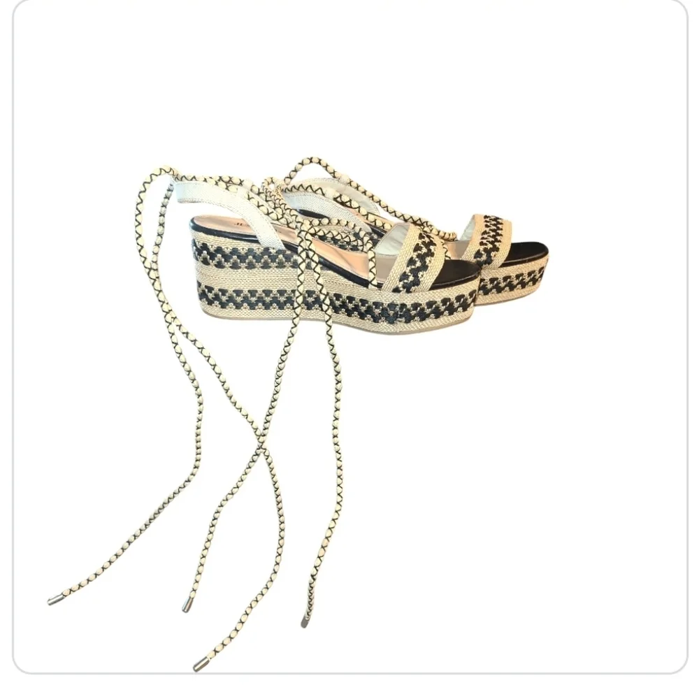 Strappy wedge sandals NWOB size 9